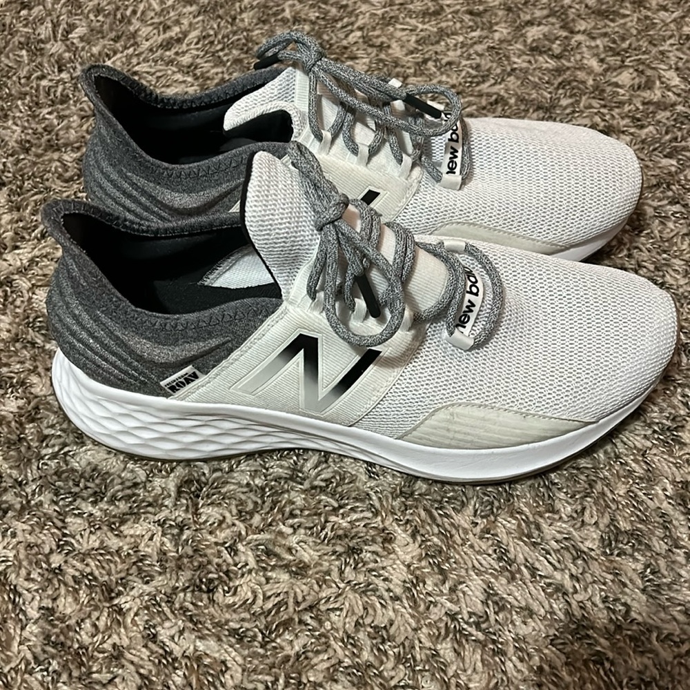 New balance shoes